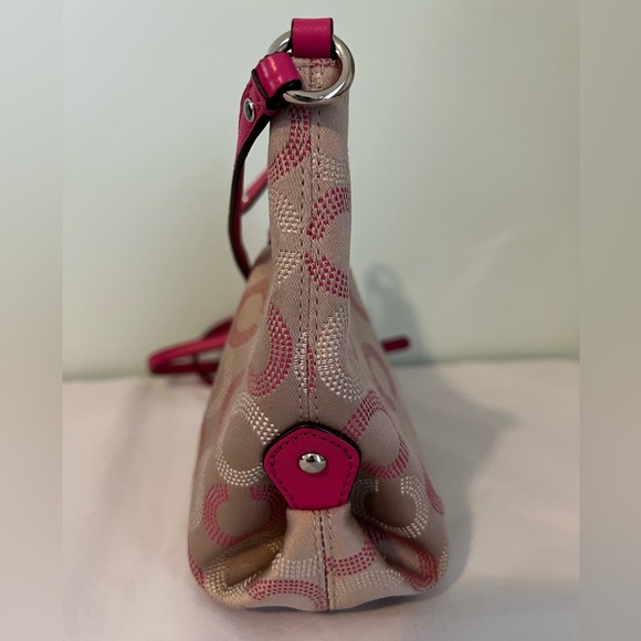 Coach Signature Crossbody Bag - Picture 6 of 15